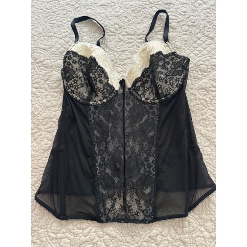 Victoria's Secret Women's Black and Cream Lace Corset top, size 34C